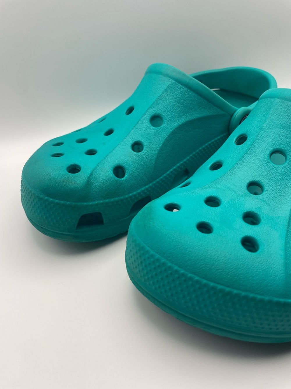Teal Crocs Baya Clogs size 4 6 - Picture 4 of 8